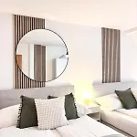 Aura Living