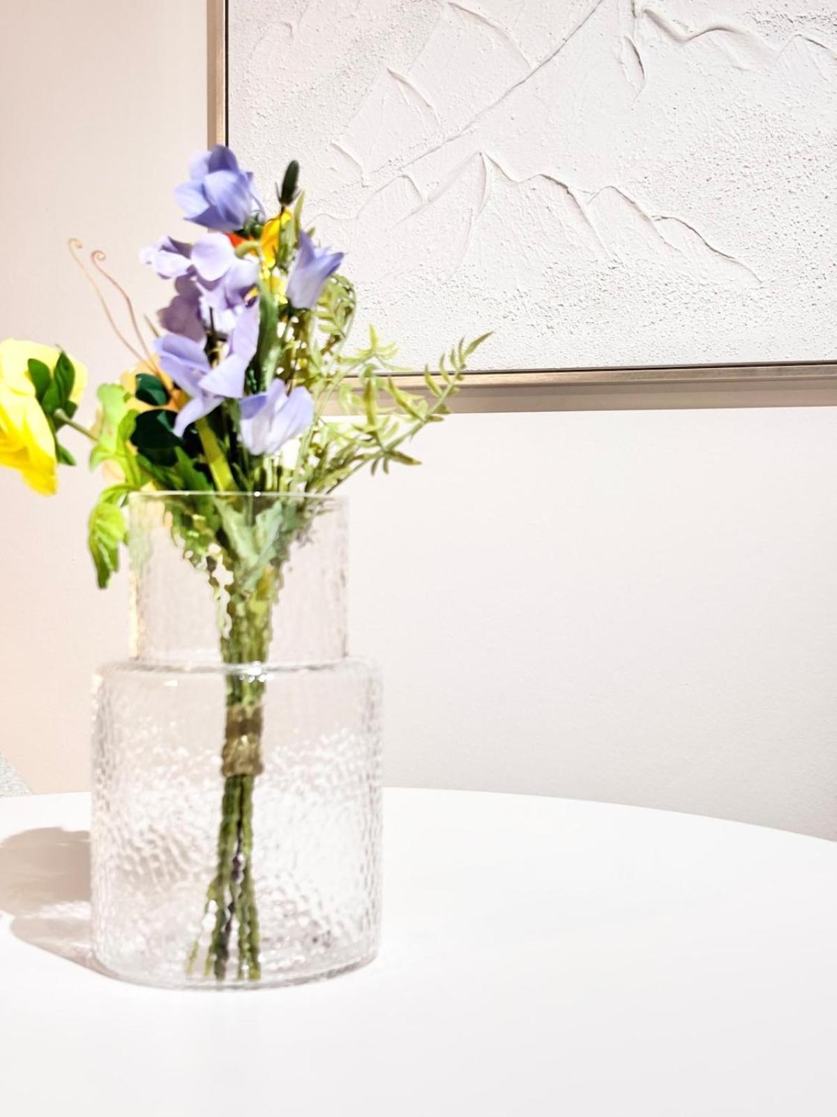 Aura Living Apartment